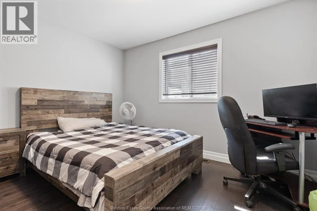 149 TOWNSVIEW COURT