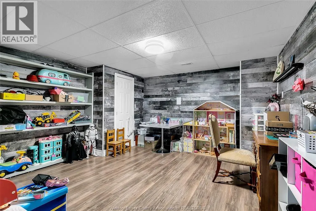 1285 DEER RUN TRAIL