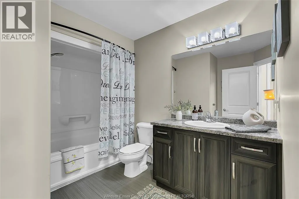 1285 DEER RUN TRAIL