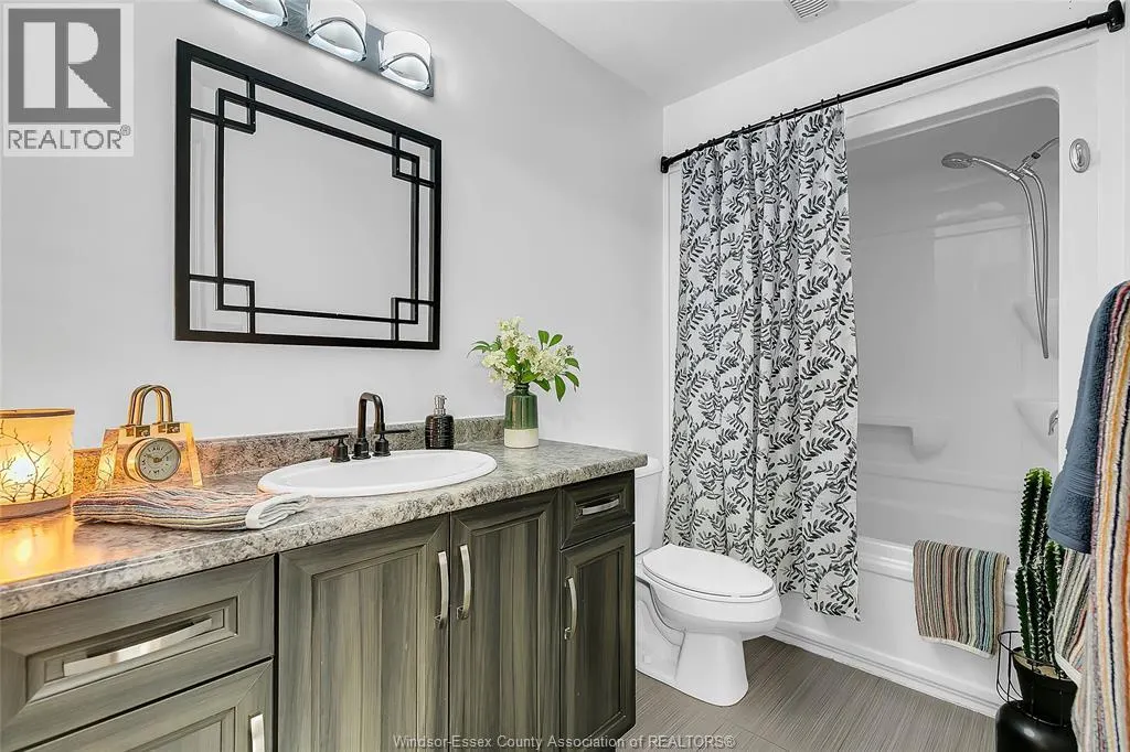 1285 DEER RUN TRAIL