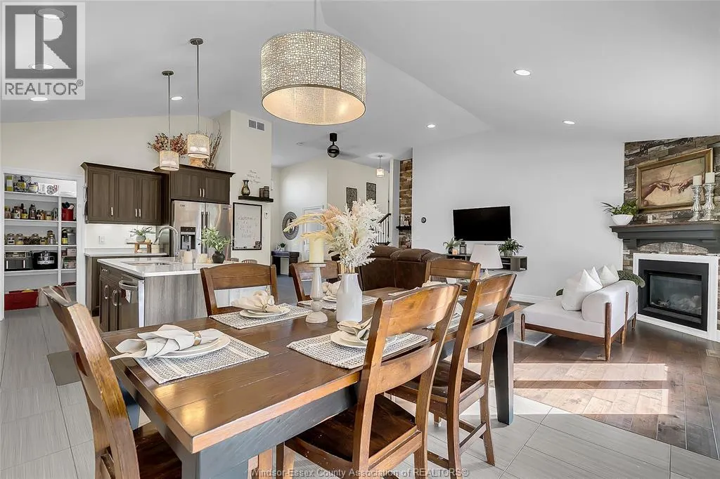 1285 DEER RUN TRAIL