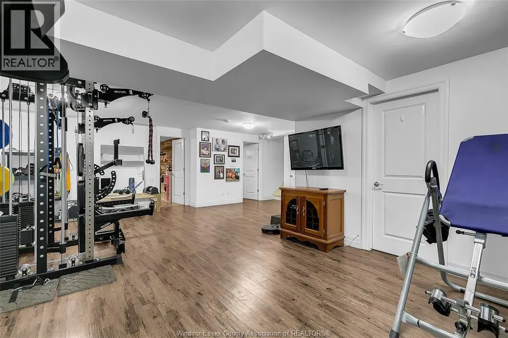1285 DEER RUN TRAIL