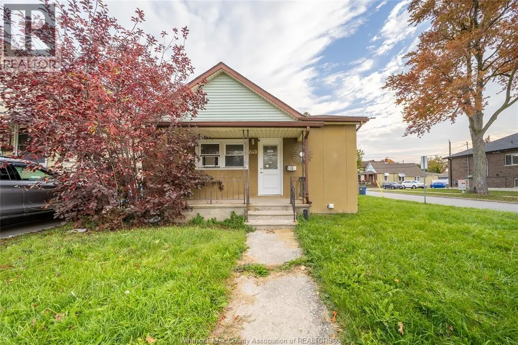 840 HOWARD AVE