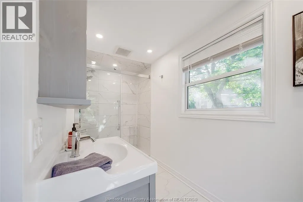 629 SCHILLER BEACH RD.