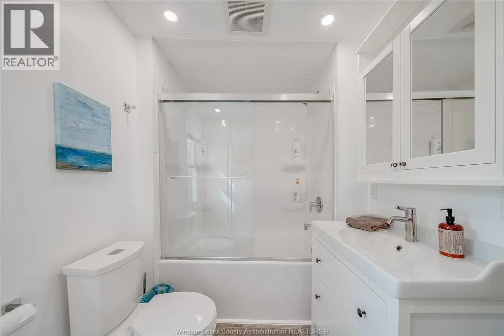 629 SCHILLER BEACH RD.