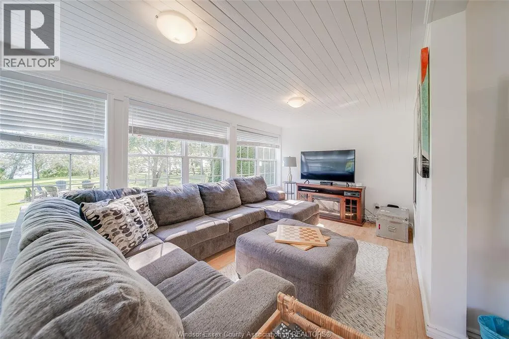 629 SCHILLER BEACH RD.