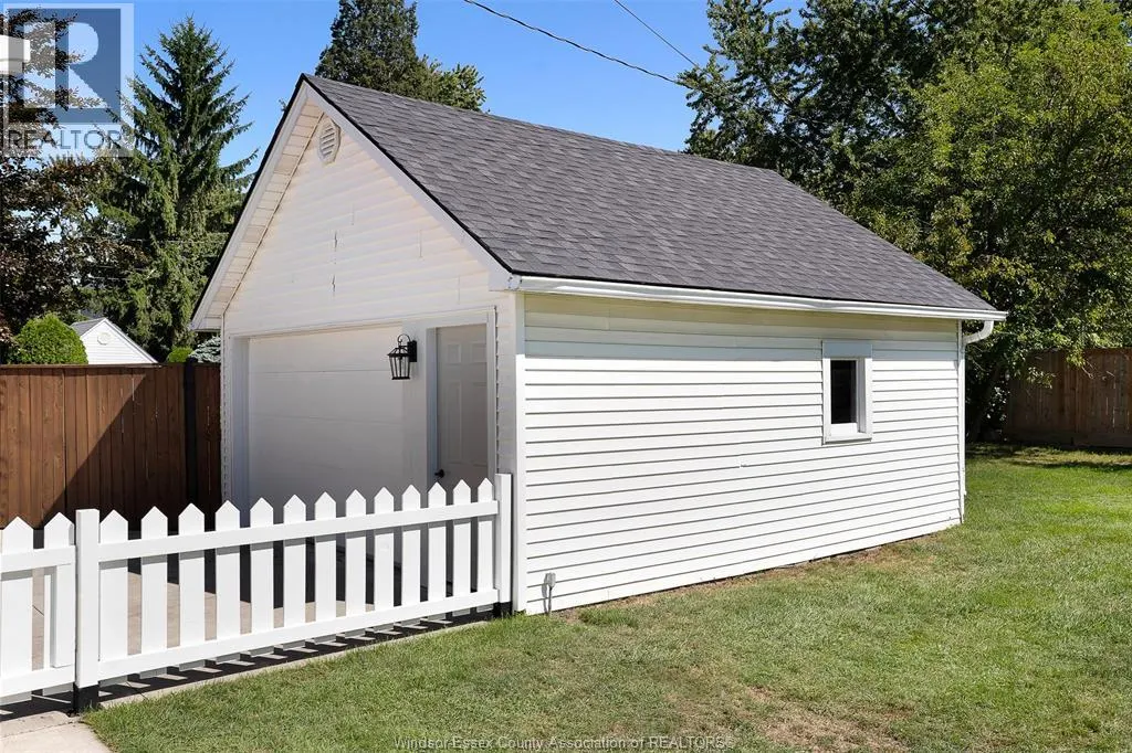 114 WALNUT STREET North