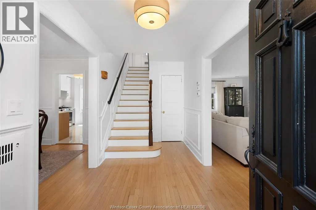 114 WALNUT STREET North
