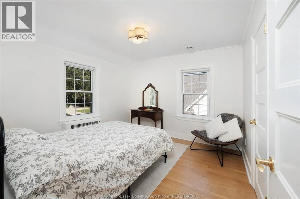 114 WALNUT STREET North