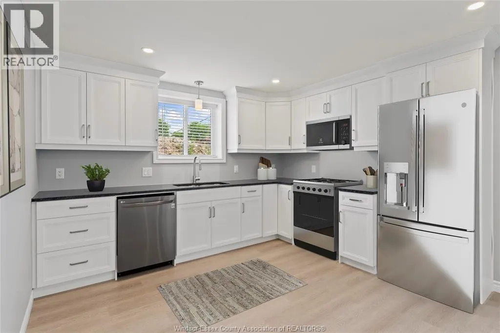 125 PARK STREET Unit# UNITS A AND B
