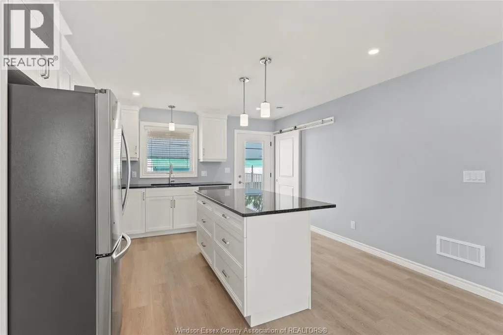 125 PARK STREET Unit# UNITS A AND B