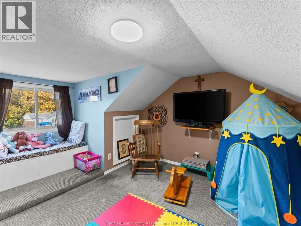 220 CARUHEL DRIVE