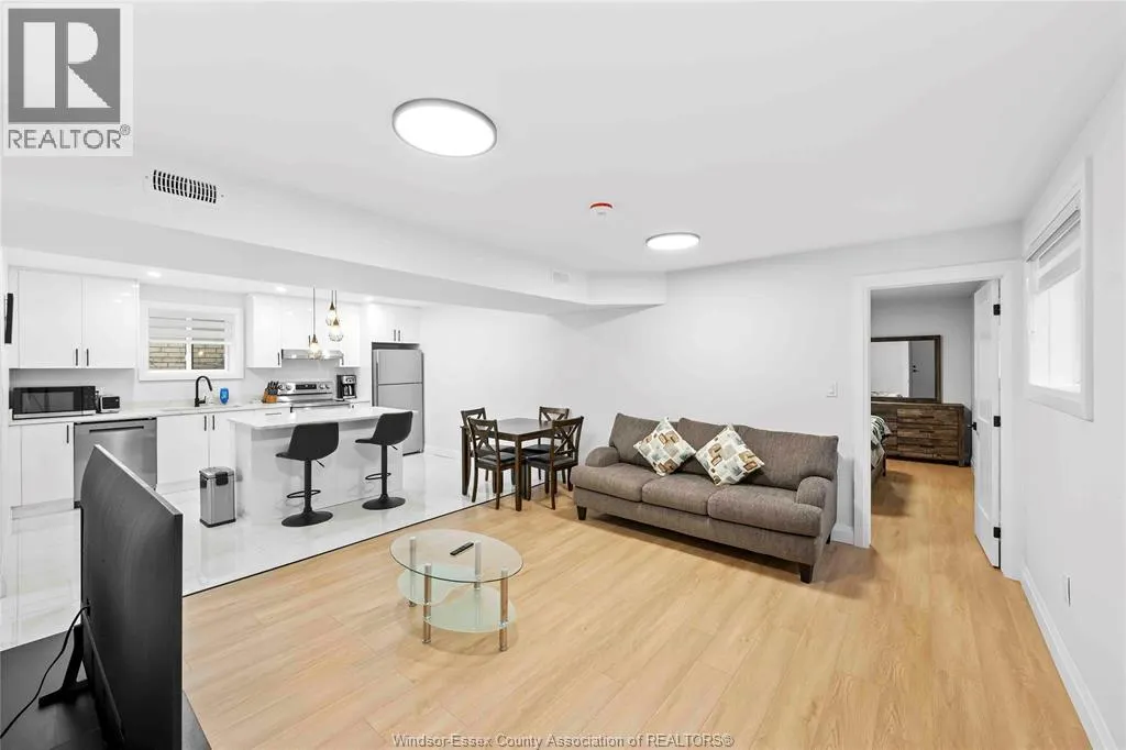 1019 GLIDDEN