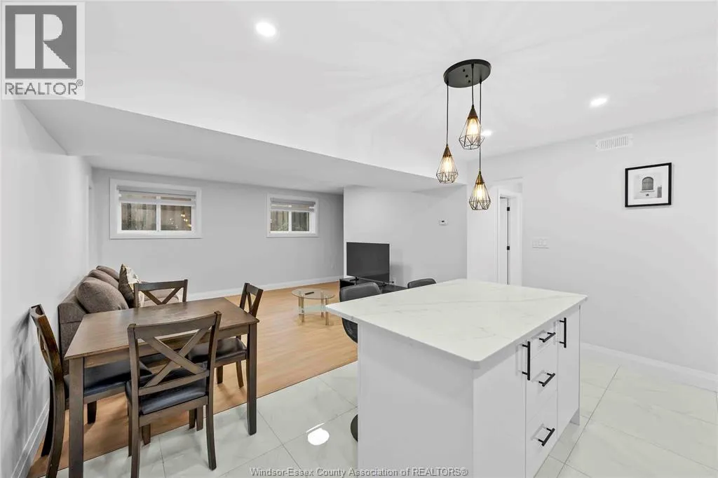 1019 GLIDDEN