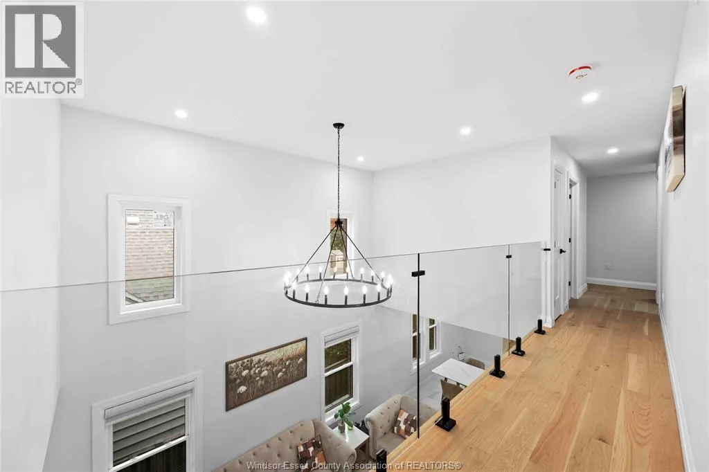 1019 GLIDDEN