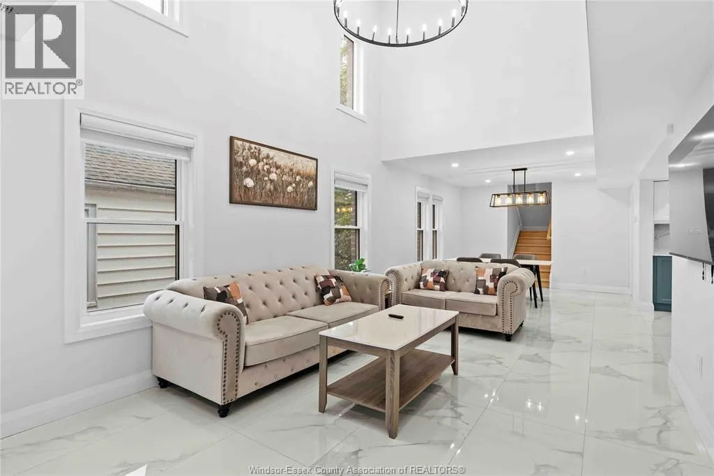 1019 GLIDDEN