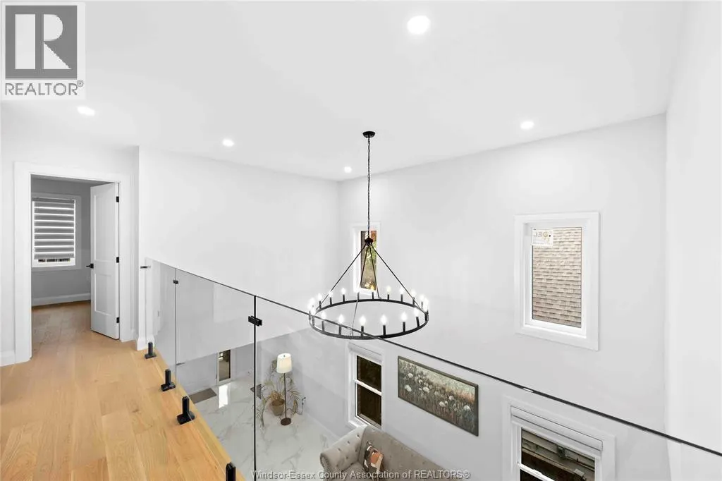 1019 GLIDDEN