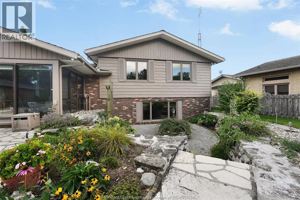 1528 RAVINE LINE ROAD