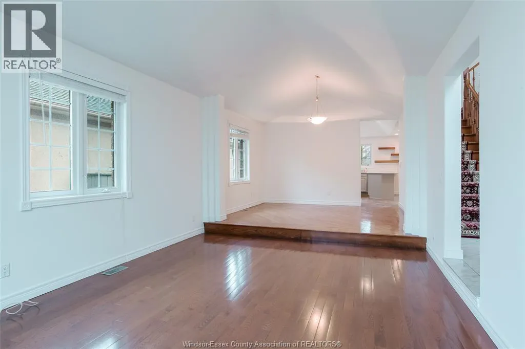 1220 WOODMONT CRESCENT