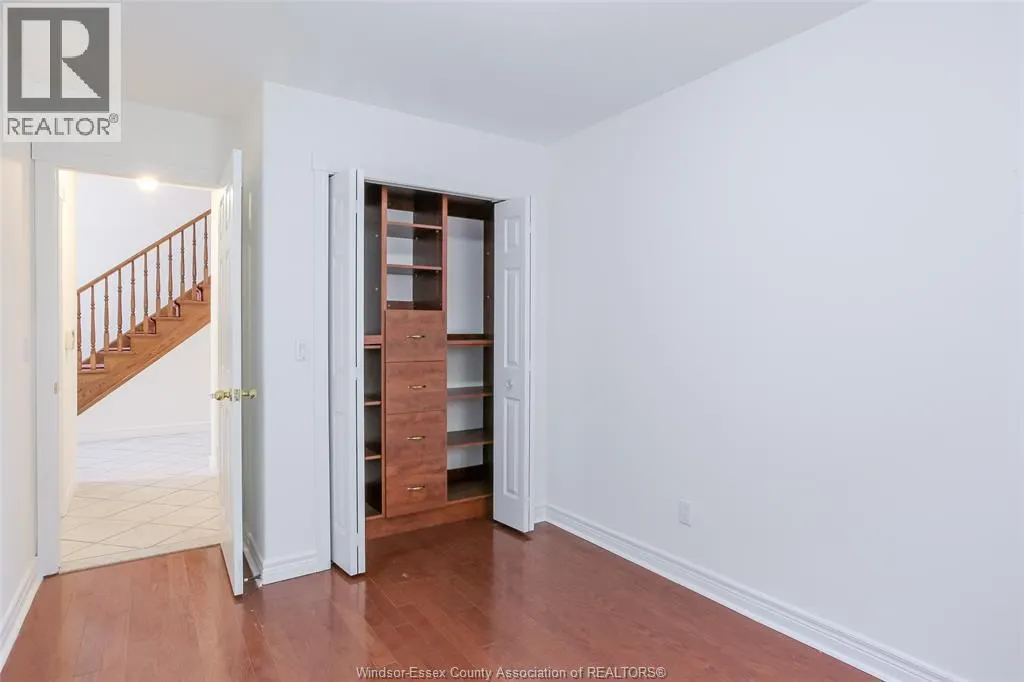 1220 WOODMONT CRESCENT