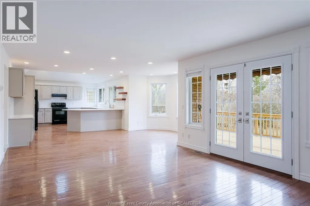 1220 WOODMONT CRESCENT