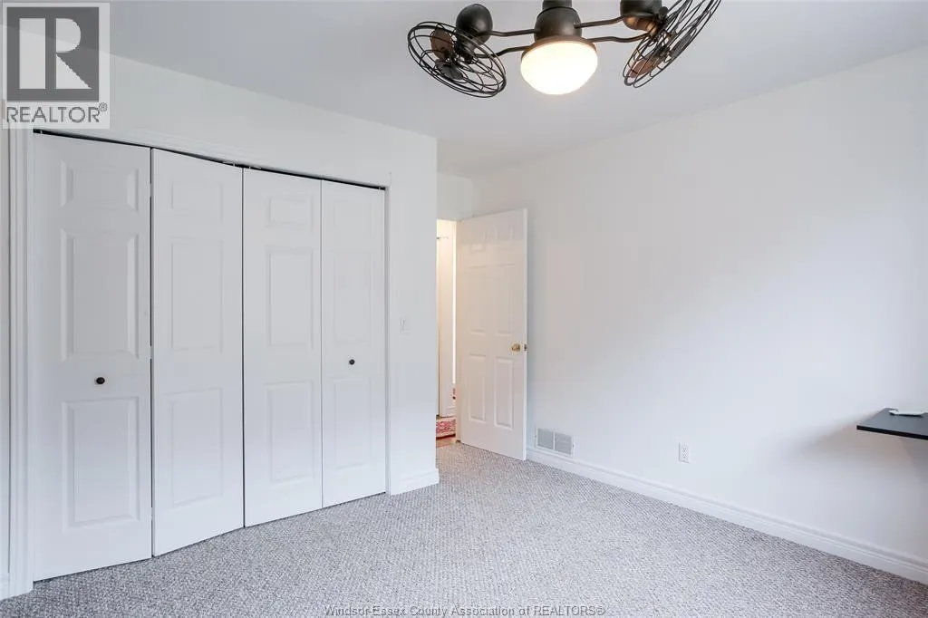 1220 WOODMONT CRESCENT