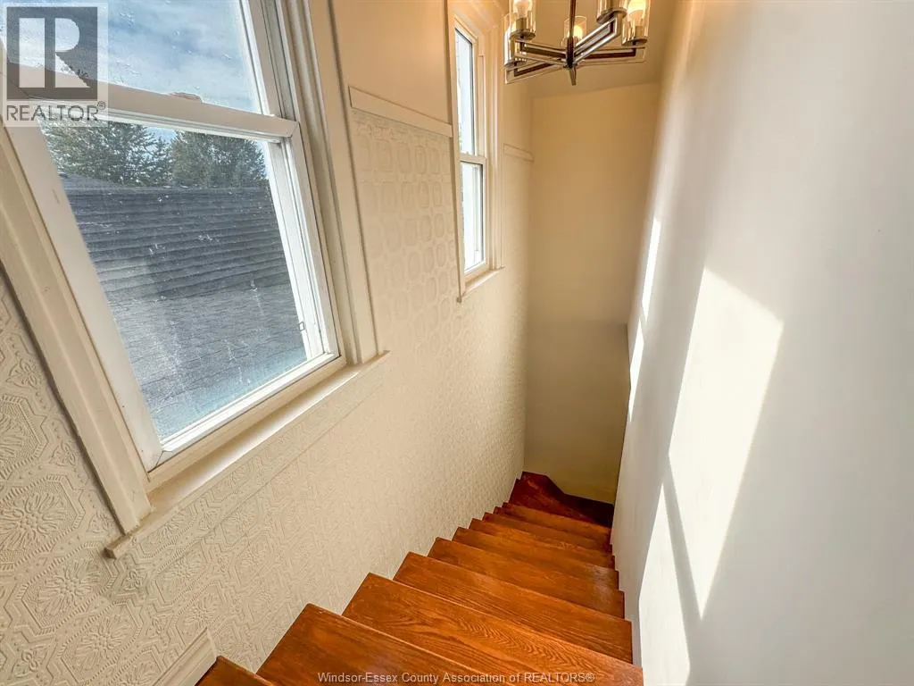469 KING STREET East
