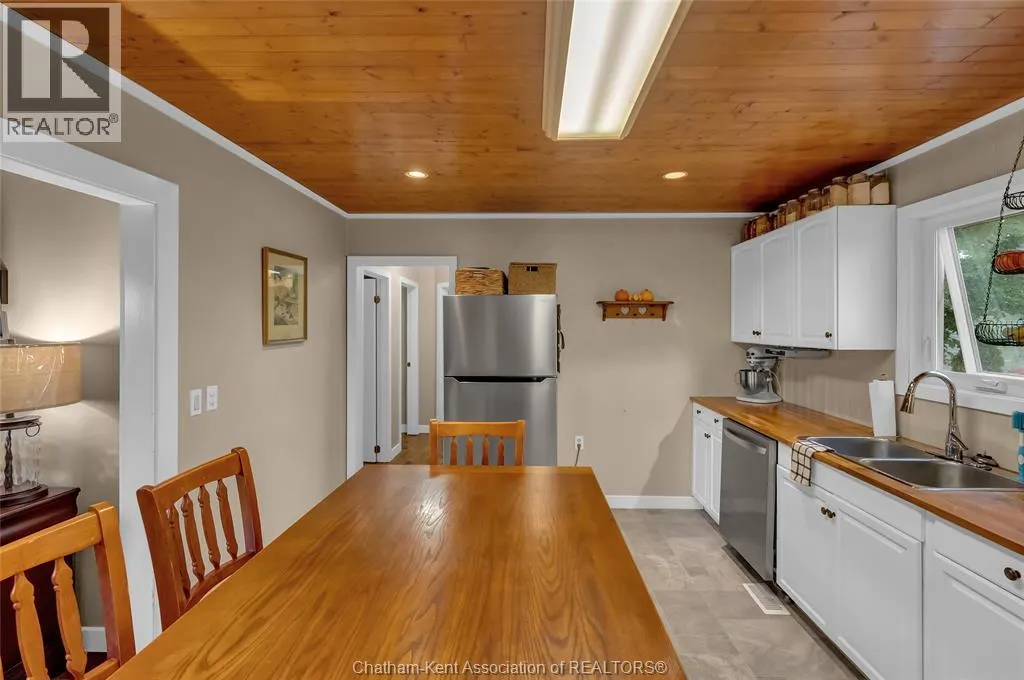 22644 Merlin ROAD
