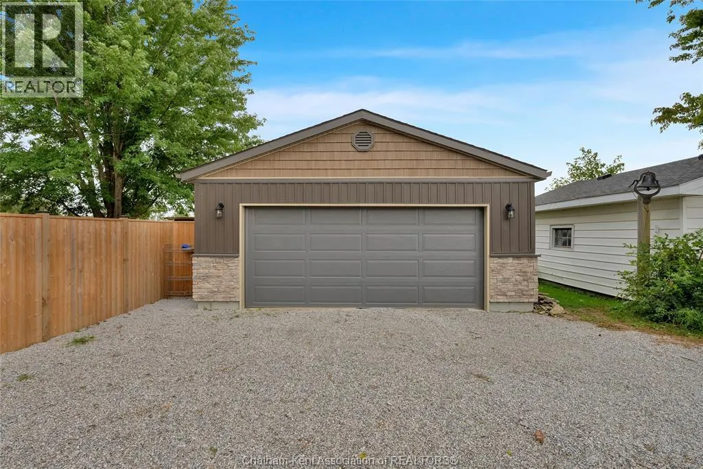 22644 Merlin ROAD