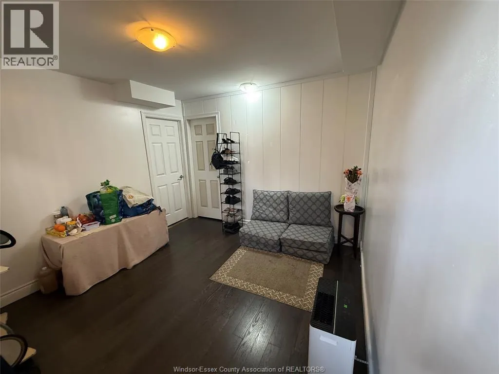 2991 MCROBBIE CRESCENT