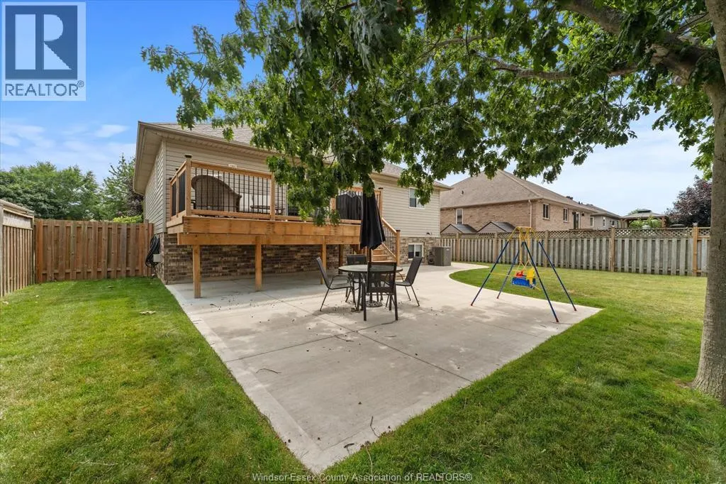 1400 McMahon CRESCENT