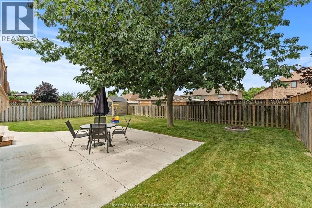 1400 McMahon CRESCENT