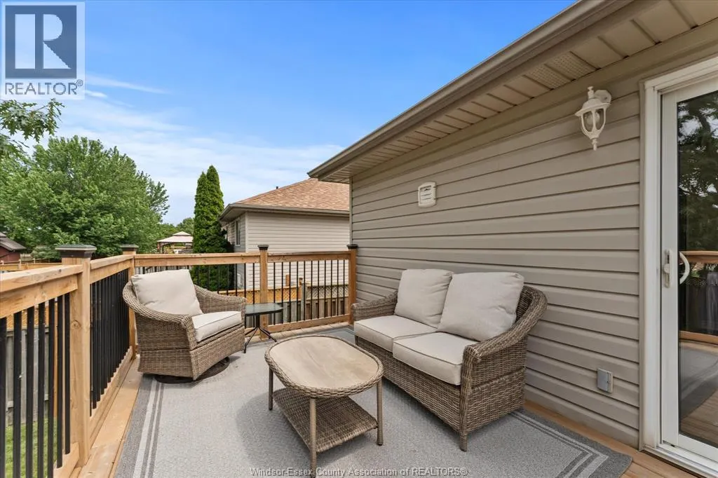 1400 McMahon CRESCENT