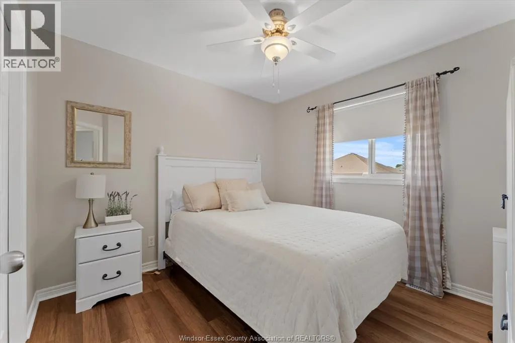 1400 McMahon CRESCENT