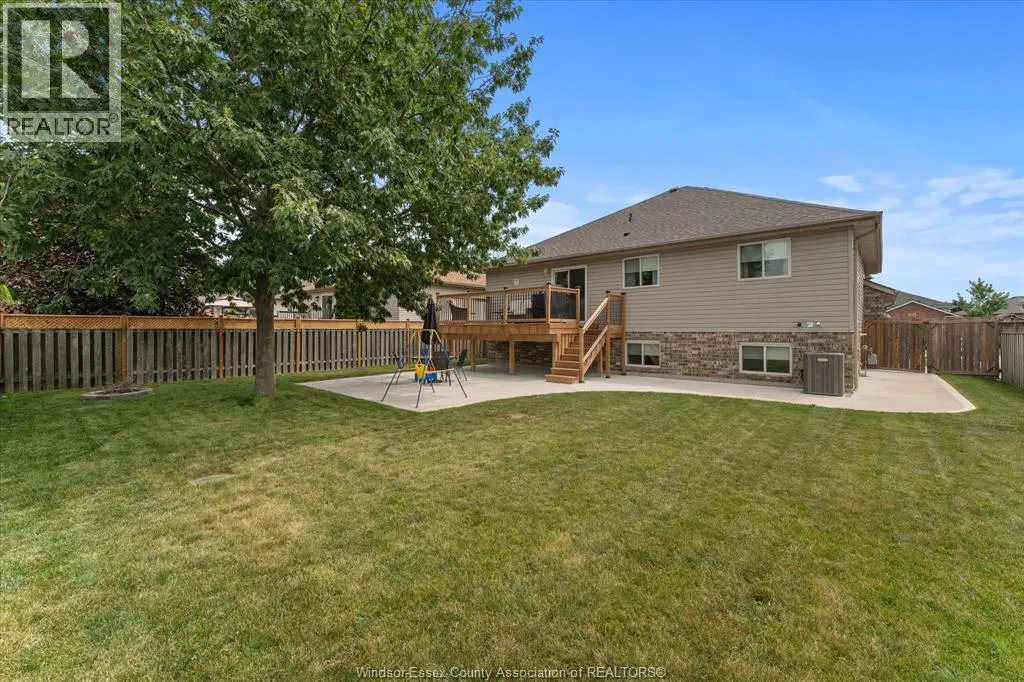 1400 McMahon CRESCENT