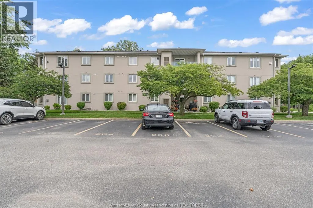4850 GRAND BOULEVARD Unit# 306