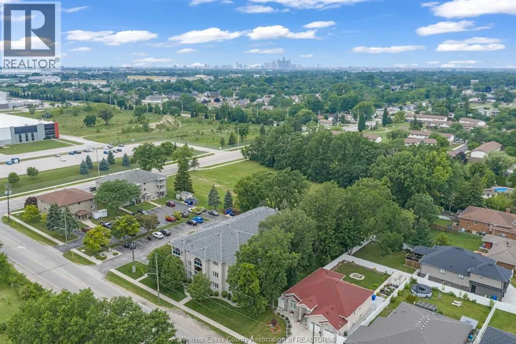 4850 GRAND BOULEVARD Unit# 306
