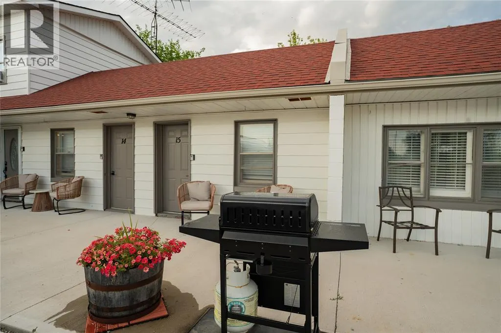7424 Lakeshore ROAD Unit# 1