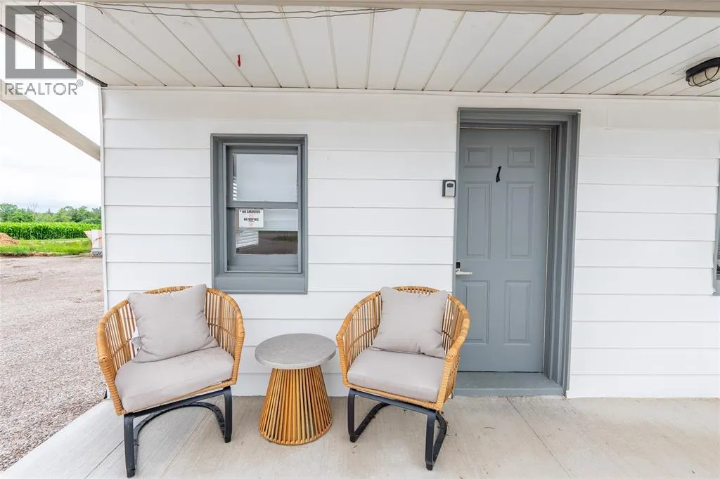 7424 Lakeshore ROAD Unit# 1