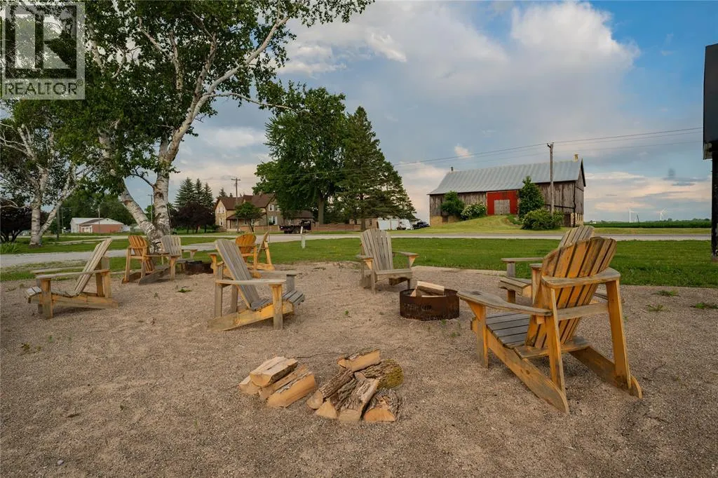 7424 Lakeshore ROAD Unit# 1