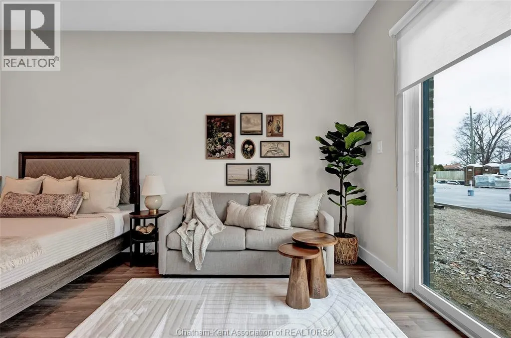12 Mill STREET West Unit# 402