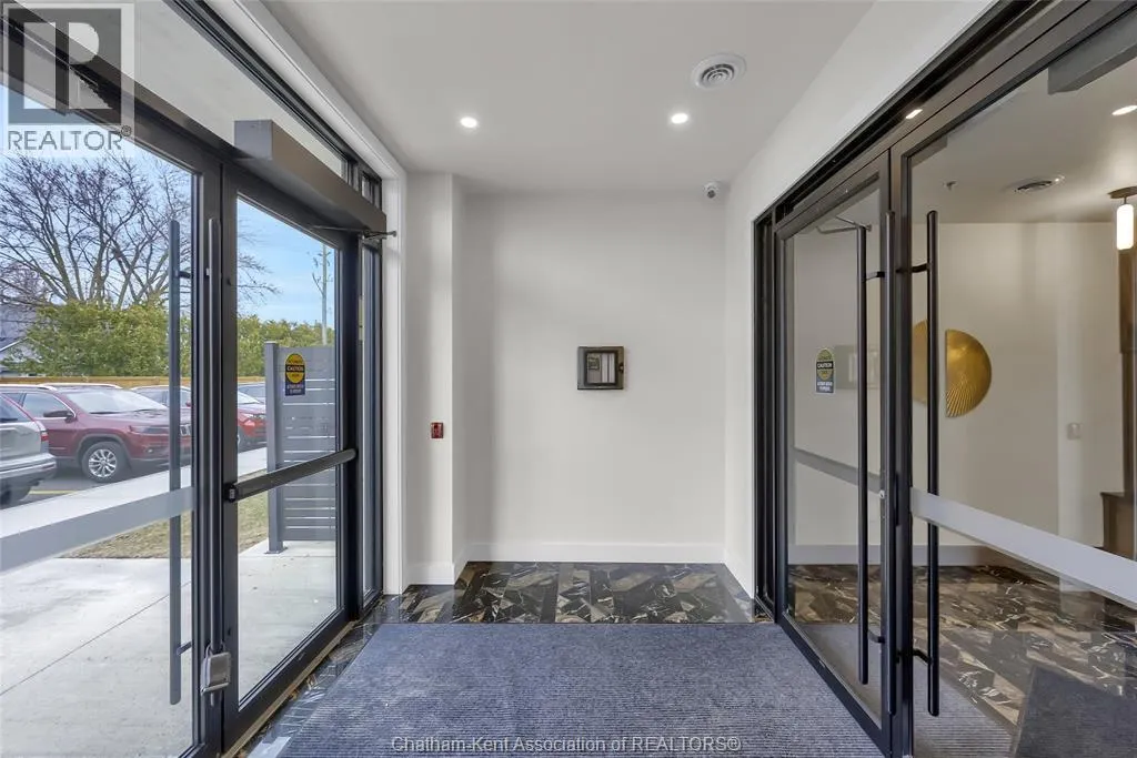 12 Mill STREET West Unit# 402