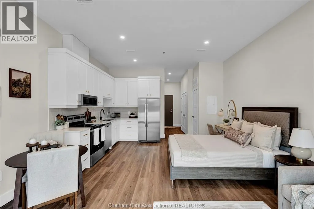 12 Mill STREET West Unit# 402