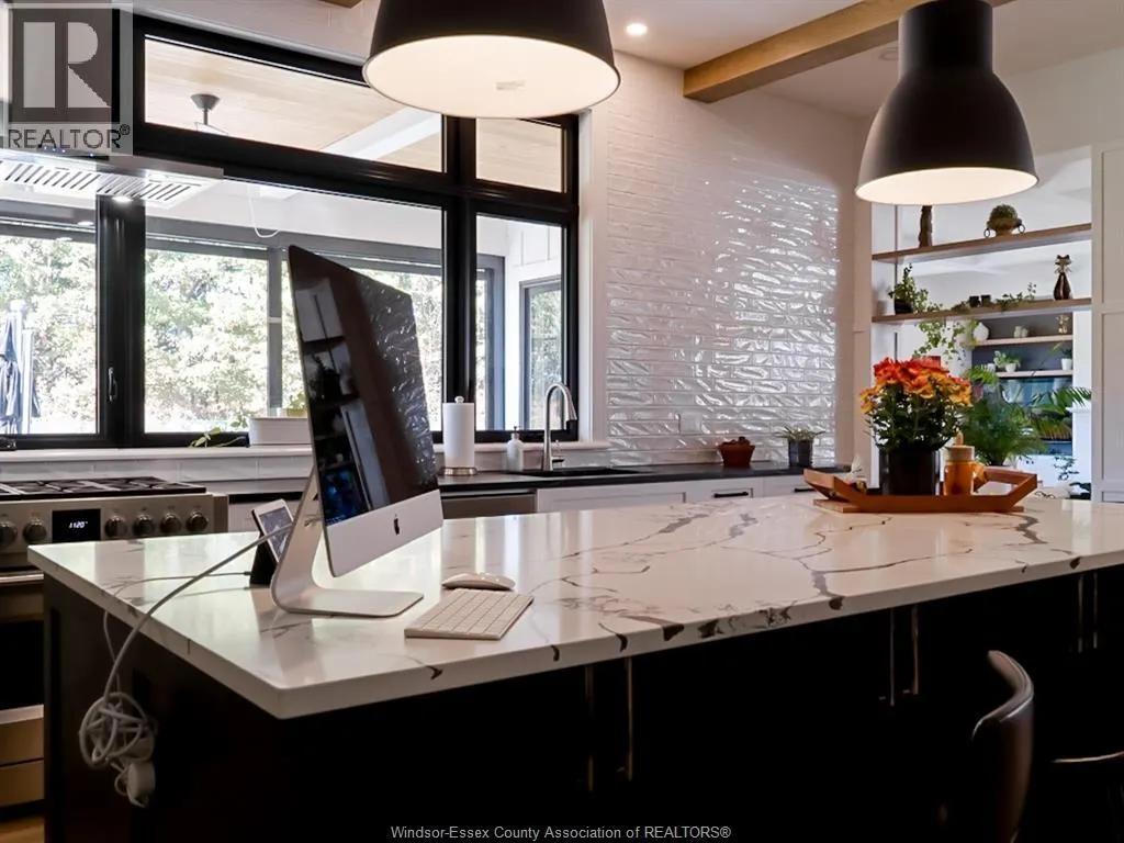 36 YORK BOULEVARD