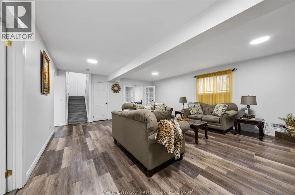 4844 WHITEFISH CRESCENT