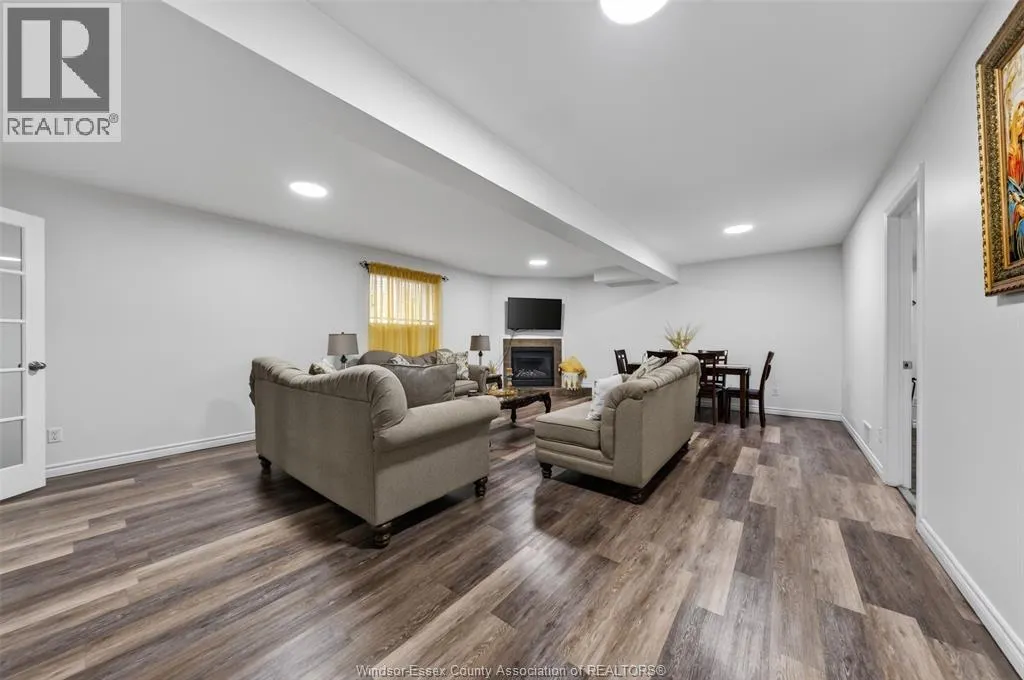 4844 WHITEFISH CRESCENT