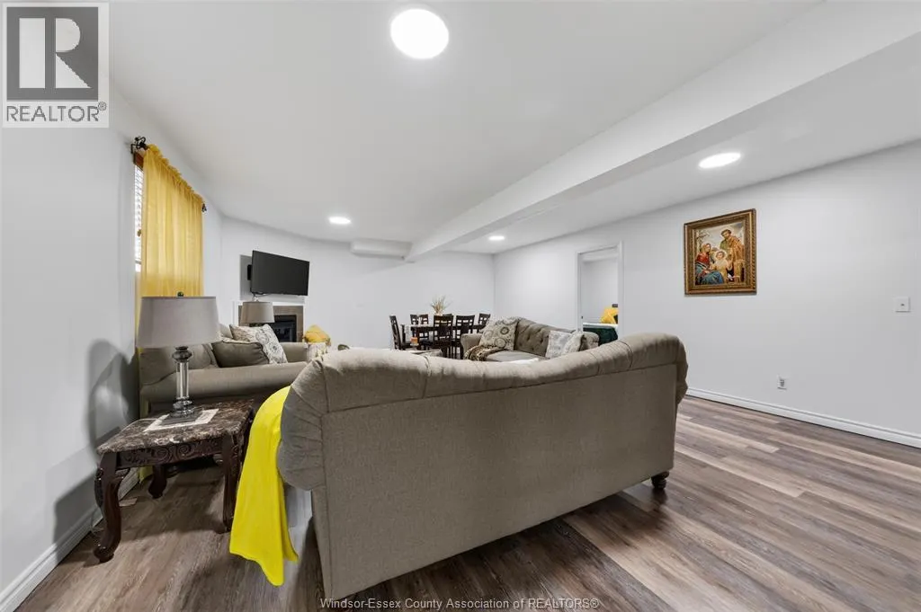 4844 WHITEFISH CRESCENT