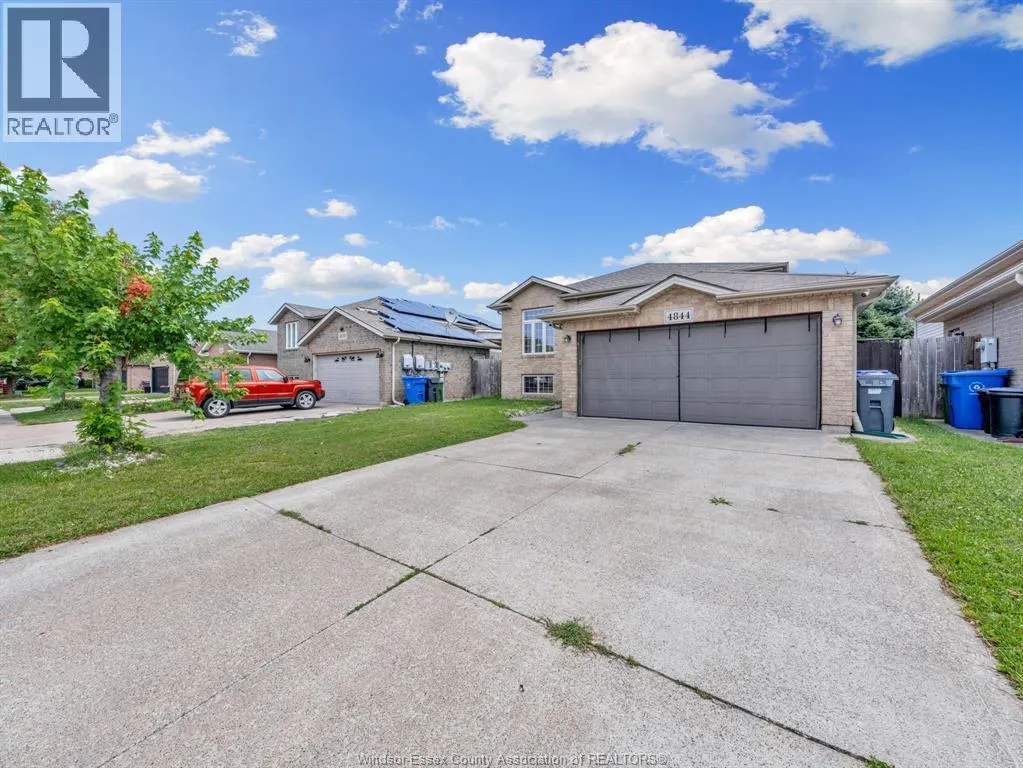 4844 WHITEFISH CRESCENT