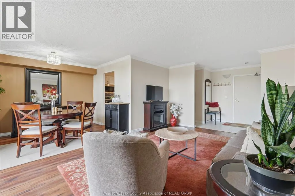 9099 RIVERSIDE DRIVE East Unit# 905W