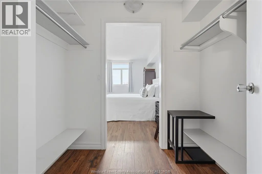 9099 RIVERSIDE DRIVE East Unit# 905W